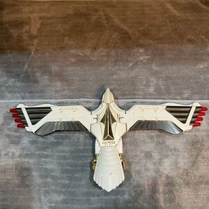 Vintage 1995 Mighty Morphin Power Ranger White Ranger’s Deluxe Falconzord